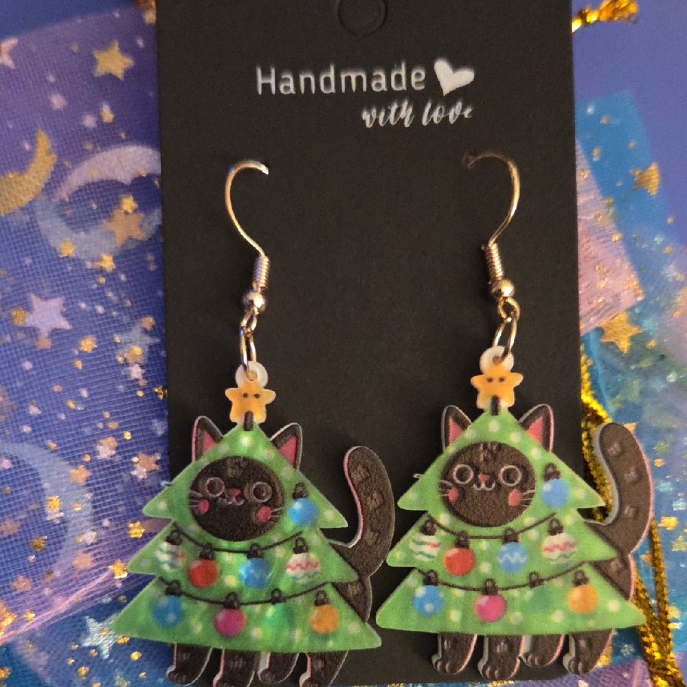 **New** Super Cute Christmas Tree Cat Earrings